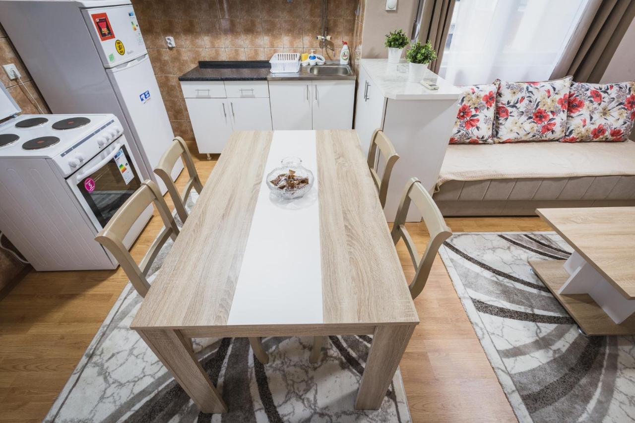 Axios Apartment Gevgelija Esterno foto